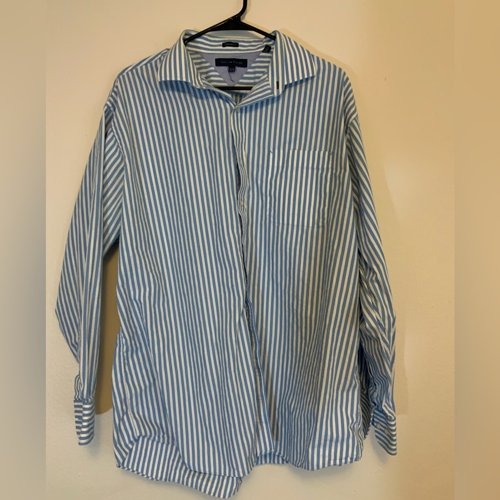 Tommy Hilfiger dress shirt. Size 17.5/34-35.